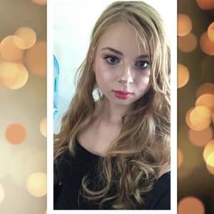 Meet your Posher, Alissa